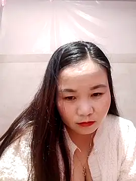 One-two22 online show from December 5, 2025, 12:26 pm