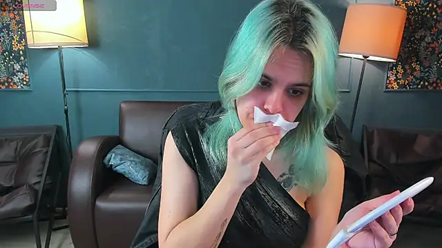 LiraBelle online show from March 5, 2026, 3:14 am