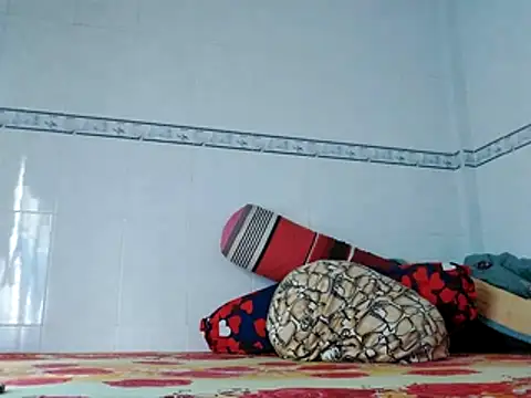 dreamybboy online show from February 20, 2026, 9:33 am