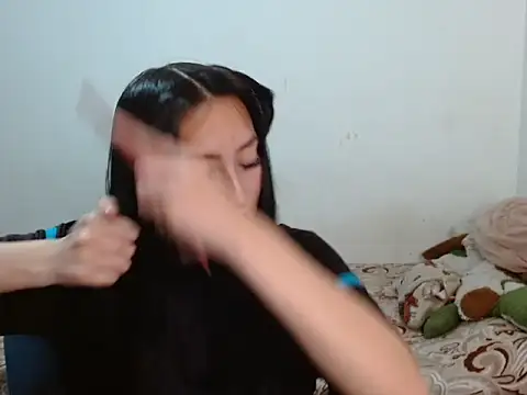 Snapshot of candystream chatting on December 14, 2025, 5:02 am candystream online show from December 14, 2025, 5:02 am