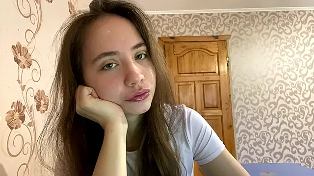 ChandaApplin online show from December 5, 2025, 7:18 am