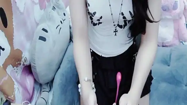 Snapshot of Alice-Hot88 chatting on January 12, 2026, 6:58 pm Alice-Hot88 online show from January 12, 2026, 6:58 pm