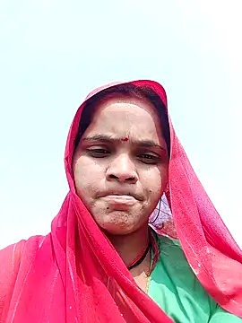 Sandiajihot62 online show from November 26, 2025, 6:13 am