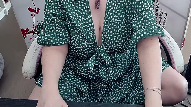 Hina-chou online show from March 29, 2026, 9:11 am