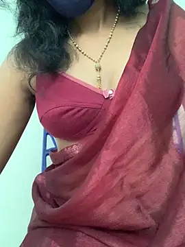 honeygirl6996 online show from May 23, 2026, 6:45 am
