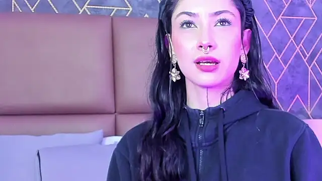 princess deimos   online show from January 8, 2026, 8:04 pm