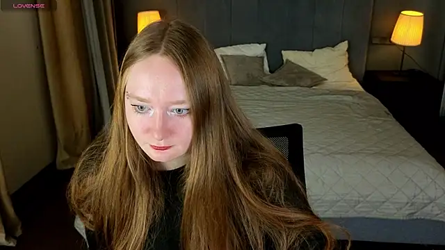 VikiBlossom online show from November 30, 2025, 1:01 pm