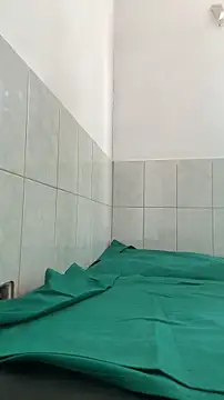 Snapshot of aricub chatting on March 25, 2026, 7:13 pm aricub online show from March 25, 2026, 7:13 pm