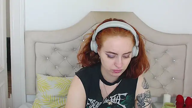 RubyBigBoobs online show from November 26, 2025, 4:51 pm