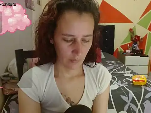 CASSANDRA BROWN online show from December 17, 2025, 5:07 pm