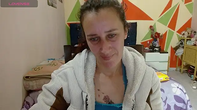 CASSANDRA BROWN online show from December 16, 2025, 7:29 pm