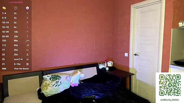 SanoraVillnave online show from February 8, 2026, 7:00 pm