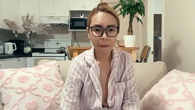 the vixen online show from February 17, 2026, 3:20 pm