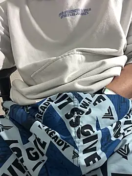 Daisuke 01 online show from November 26, 2025, 8:20 pm