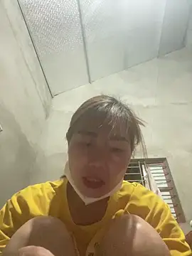 meganmeo online show from April 5, 2026, 2:24 pm