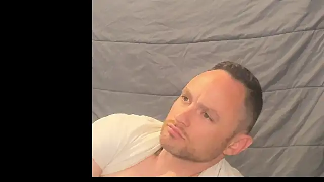 famous1tad online show from April 13, 2026, 2:26 am