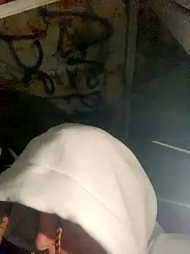 Labby18 online show from December 17, 2025, 2:05 am