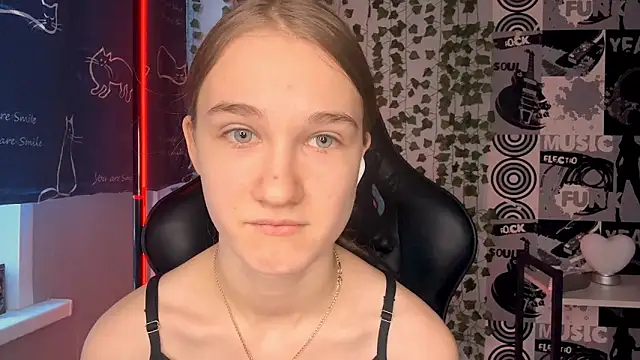 Snapshot of helgicuteness chatting on February 19, 2026, 11:40 am helgicuteness online show from February 19, 2026, 11:40 am