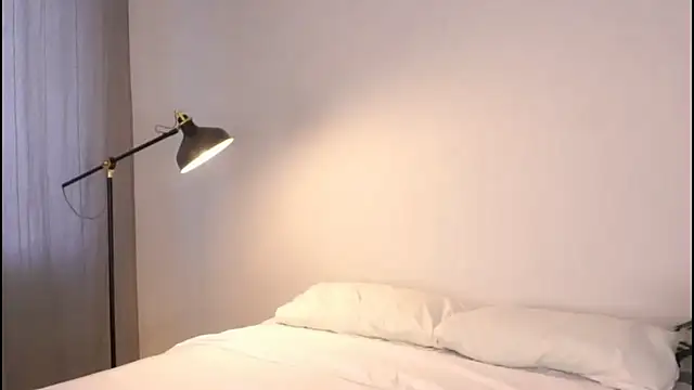 HelenSprintty  online show from November 26, 2025, 11:27 pm