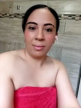 sexymaxine15 online show from November 26, 2025, 4:12 am