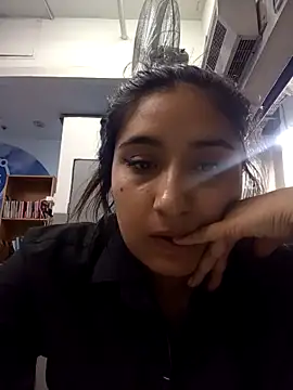 Bizcochitoc4 online show from February 16, 2026, 9:56 pm