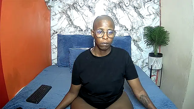 Snapshot of SexyCurves9 chatting on May 15, 2026, 7:12 pm SexyCurves9 online show from May 15, 2026, 7:12 pm