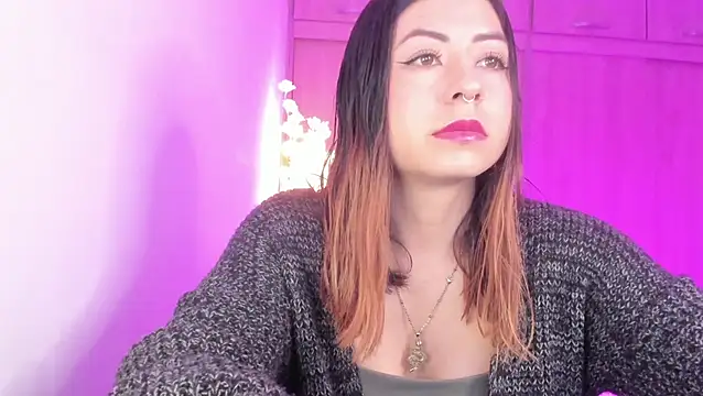 MaddieHunter online show from May 13, 2026, 3:41 pm