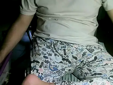 Snapshot of OreCam chatting on February 6, 2026, 4:14 pm OreCam online show from February 6, 2026, 4:14 pm