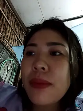 Lin-kute98 online show from April 15, 2026, 10:32 pm