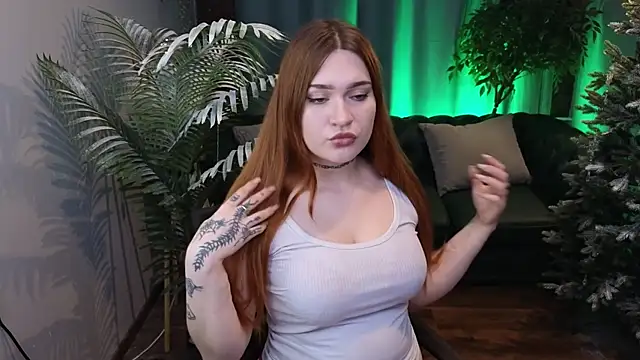 LucyLuice online show from November 27, 2025, 7:20 am