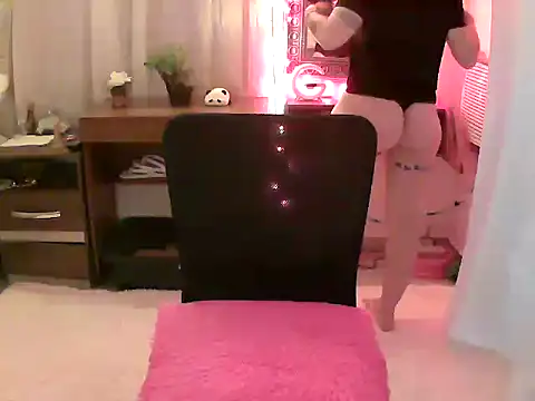 MissDominicc online show from January 12, 2026, 3:02 am