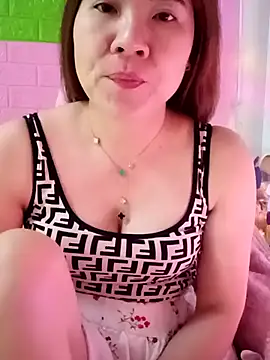 Lily-ross22 online show from February 14, 2026, 3:29 am