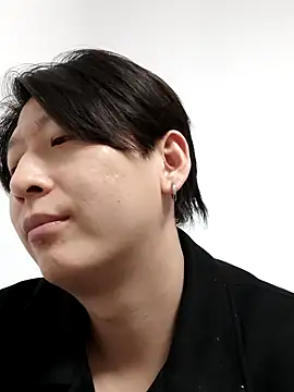 sgscm1985 online show from December 4, 2025, 4:39 pm