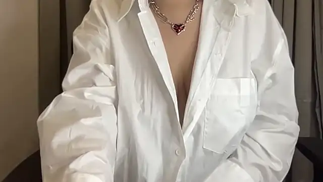 SGirld-2 online show from March 31, 2026, 8:11 pm