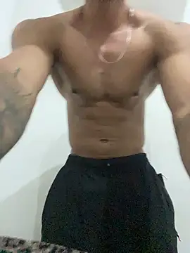 MoreninhoMagrinho online show from January 7, 2026, 2:44 pm