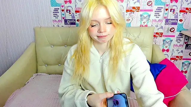 AlysaMeow online show from January 8, 2026, 10:10 am