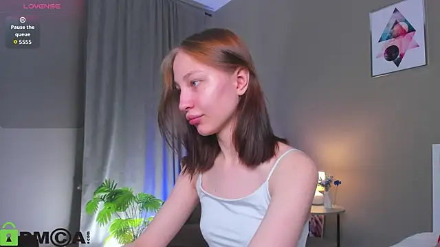 lally cute online show from December 4, 2025, 11:20 am