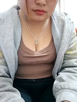 mai-mai-97 online show from March 4, 2026, 6:43 am