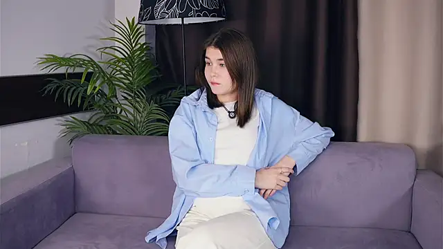 ZulaRattan online show from November 25, 2025, 6:14 am