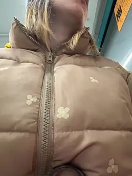 Brooke lover online show from April 4, 2026, 6:47 pm