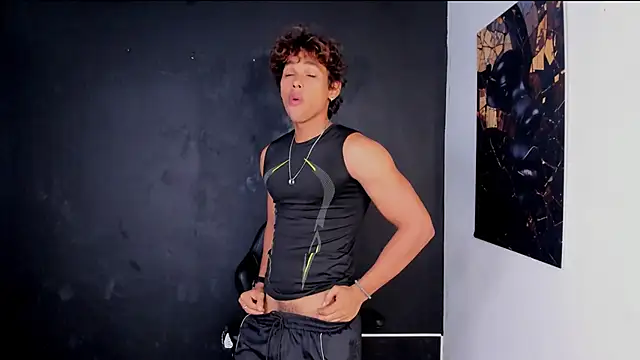 LiamVibes212 online show from February 19, 2026, 1:08 pm