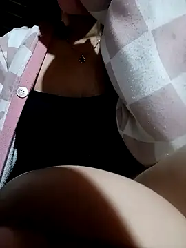 NariShow online show from April 17, 2026, 3:26 pm