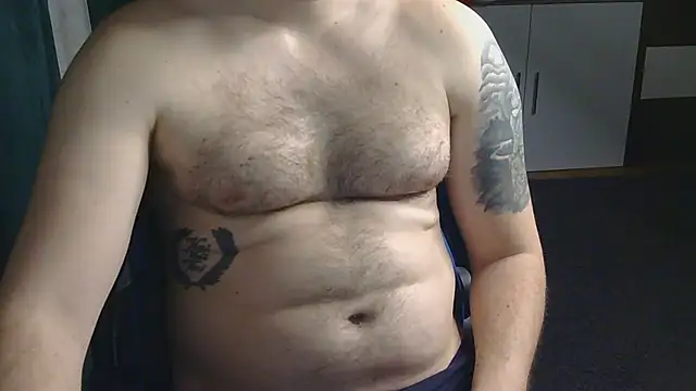 Snapshot of theh0tdick chatting on February 20, 2026, 10:01 pm theh0tdick online show from February 20, 2026, 10:01 pm