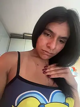 Snapshot of SaraAndrade_ chatting on March 7, 2026, 12:43 pm SaraAndrade online show from March 7, 2026, 12:43 pm