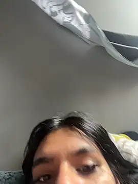 Snapshot of SaraAndrade_ chatting on March 13, 2026, 12:43 pm SaraAndrade online show from March 13, 2026, 12:43 pm