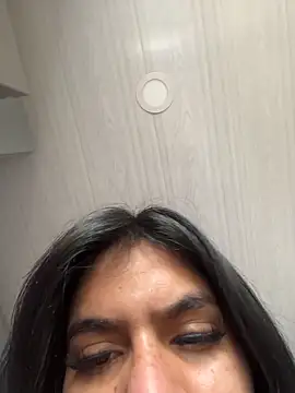 Snapshot of SaraAndrade_ chatting on March 9, 2026, 2:20 pm SaraAndrade online show from March 9, 2026, 2:20 pm