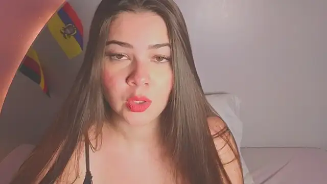 Snapshot of amyvans_ chatting on June 24, 2026, 8:39 pm amyvans online show from June 24, 2026, 8:39 pm