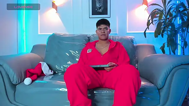 Snapshot of Paul_27_ chatting on November 28, 2025, 2:56 am Paul 27 online show from November 28, 2025, 2:56 am