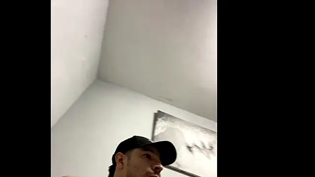 Snapshot of marcoz_charlotte05 chatting on November 25, 2025, 4:46 am marcoz charlotte05 online show from November 25, 2025, 4:46 am