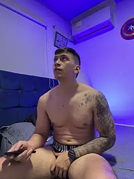 OliverWest04 online show from April 17, 2026, 4:54 pm